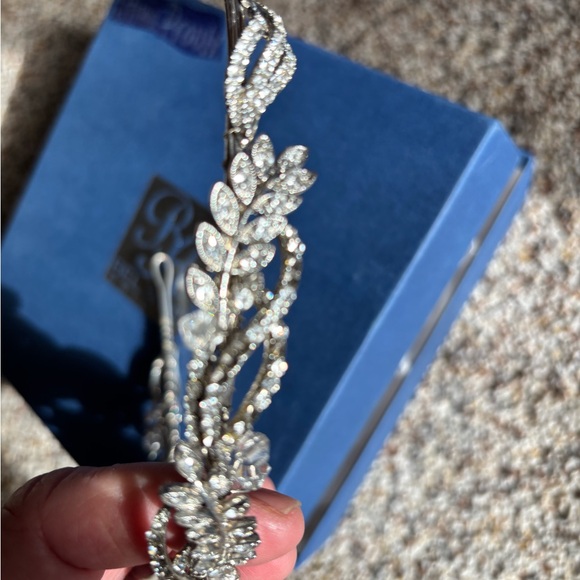Bel Aire Bridal jeweled headband - Picture 6 of 12